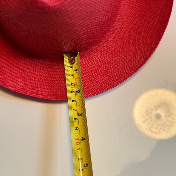 Red Fedora - Picture 5 of 9